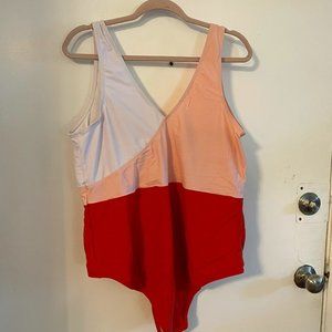 Color block swimsuit